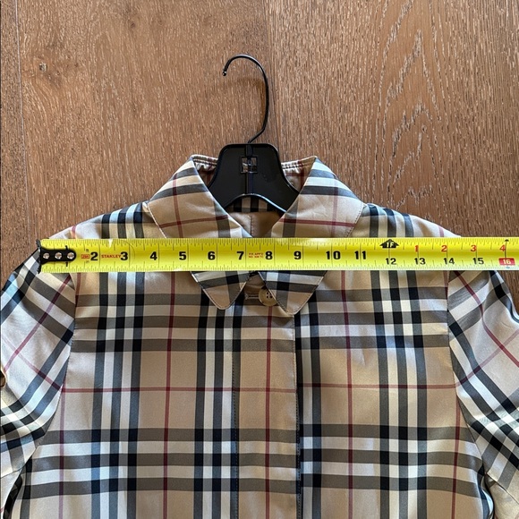 Burberry Beige and black Checkered Trench Coat - Picture 7 of 10